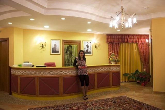 Hotel Duca Di Calabria سيرا سان برونو المظهر الخارجي الصورة